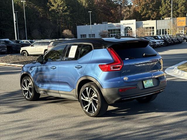 2021 Volvo XC40 T5 R-Design 2021 Volvo XC40 T5 R-Design