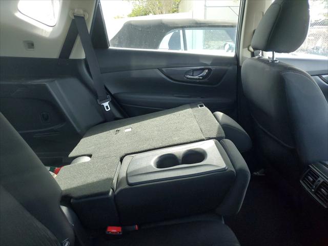 2018 Nissan Rogue SV 2018 Nissan Rogue SV