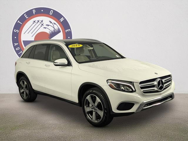2019 Mercedes-Benz GLC 300 GLC 300 2019 Mercedes-Benz GLC 300 GLC 300