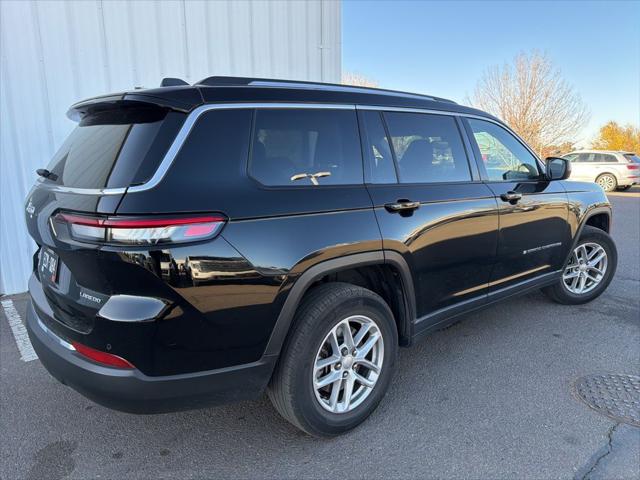 2023 Jeep Grand Cherokee L Laredo 4x4 2023 Jeep Grand Cherokee L Laredo 4x4