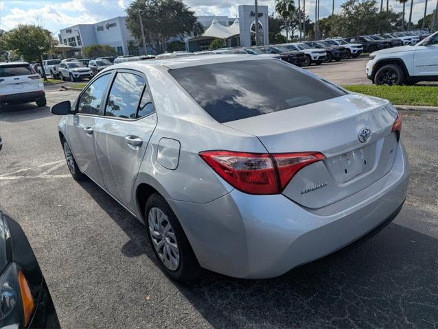 2017 Toyota Corolla LE 2017 Toyota Corolla LE