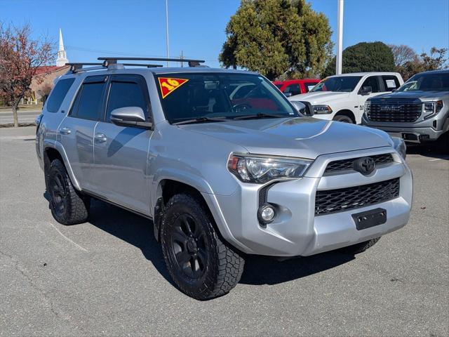 2016 Toyota 4Runner SR5 2016 Toyota 4Runner SR5