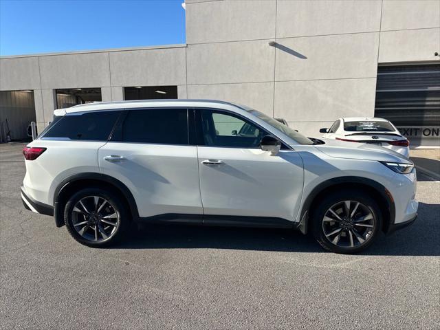 2023 INFINITI QX60 LUXE AWD 2023 INFINITI QX60 LUXE AWD