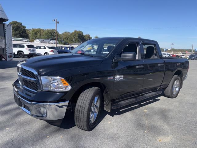 2024 RAM 1500 Classic Tradesman Crew Cab 4x4 64 Box 2024 RAM 1500 Classic Tradesman Crew Cab 4x4 64 Box