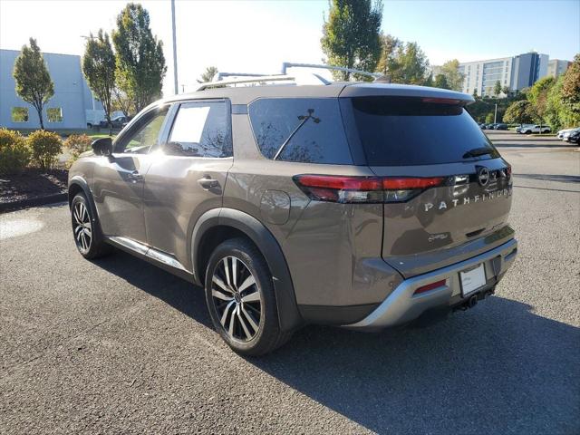 2024 Nissan Pathfinder Platinum FWD