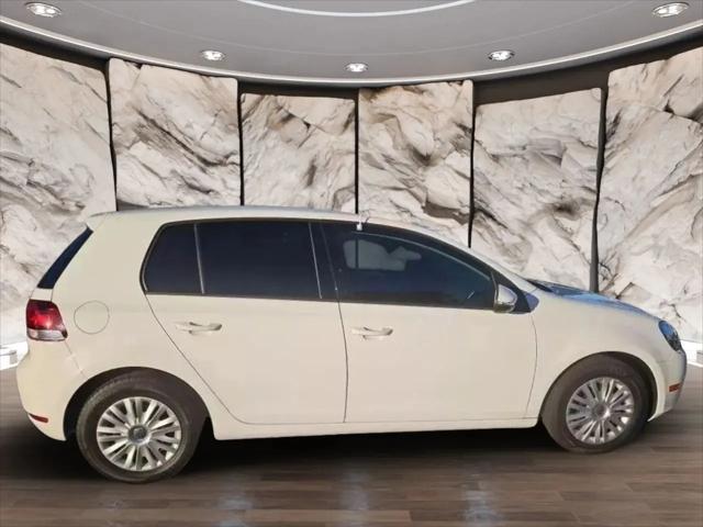 2011 Volkswagen Golf 2.5L 4-Door
