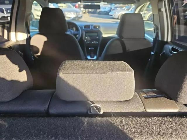 2011 Volkswagen Golf 2.5L 4-Door
