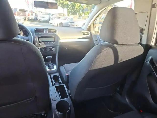 2011 Volkswagen Golf 2.5L 4-Door