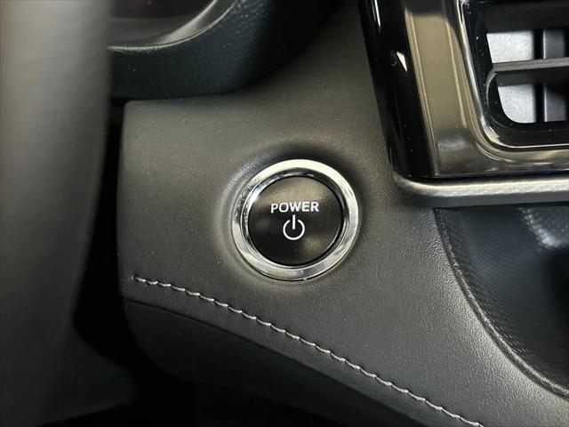 2023 Toyota Highlander Hybrid Platinum