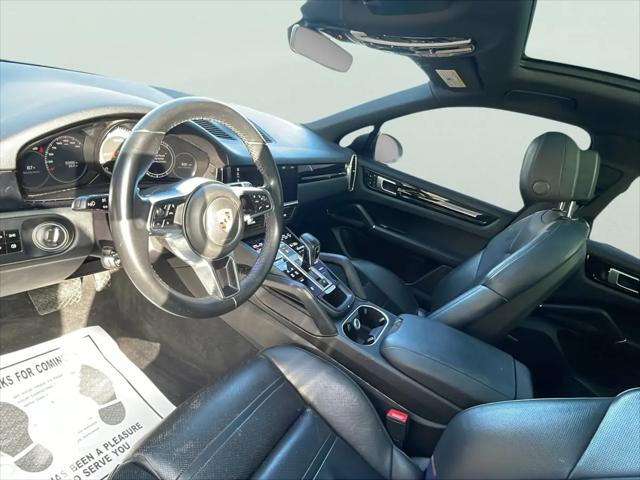 2019 Porsche Cayenne Standard