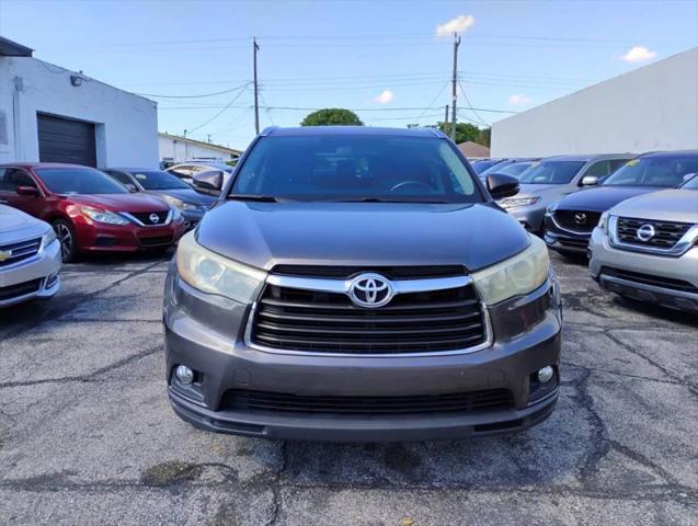 2016 Toyota Highlander XLE V6 for sale in Lake Worth, FL