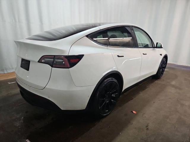 2022 Tesla Model Y Long Range Dual Motor All-Wheel Drive