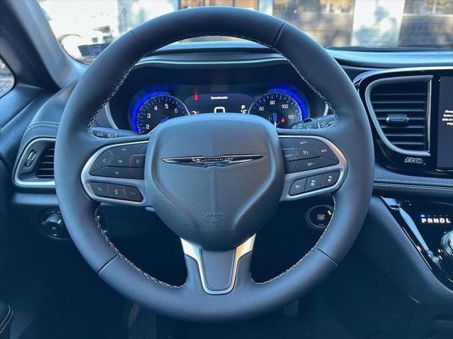 2026 Chrysler Pacifica Select AWD