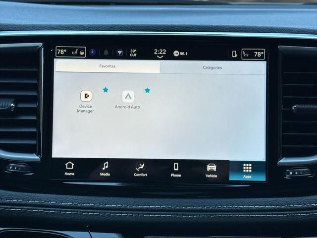 2026 Chrysler Pacifica Select AWD
