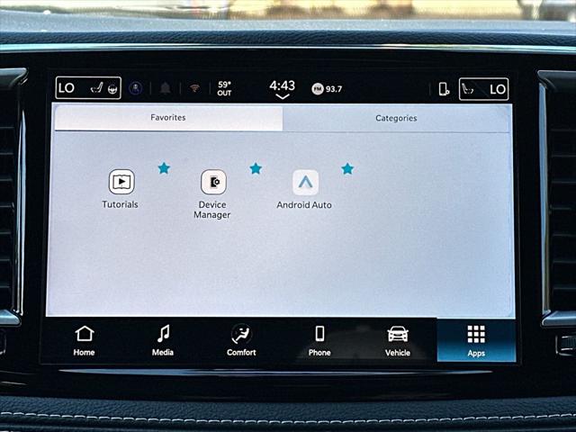 2026 Chrysler Pacifica Select
