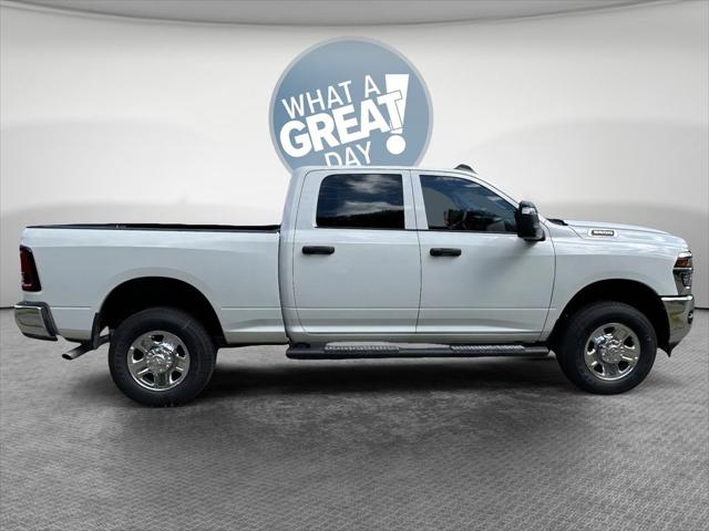 2026 Ram 3500 Tradesman Crew Cab 4x4 6'4" Box