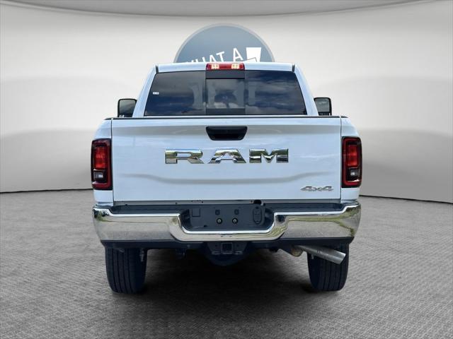 2026 Ram 3500 Tradesman Crew Cab 4x4 6'4" Box