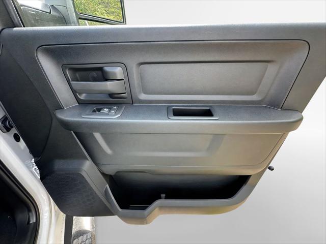 2026 Ram 3500 Tradesman Crew Cab 4x4 6'4" Box