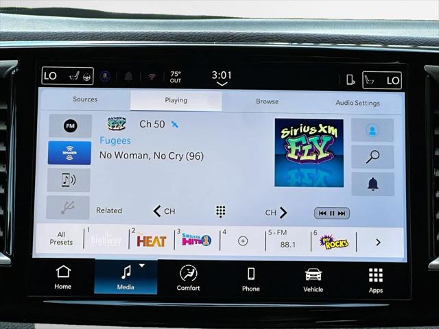 2026 Chrysler Pacifica Select