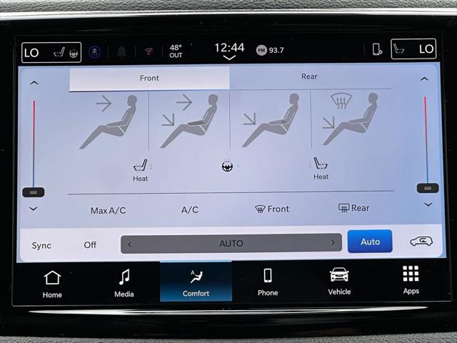 2026 Chrysler Pacifica Select AWD