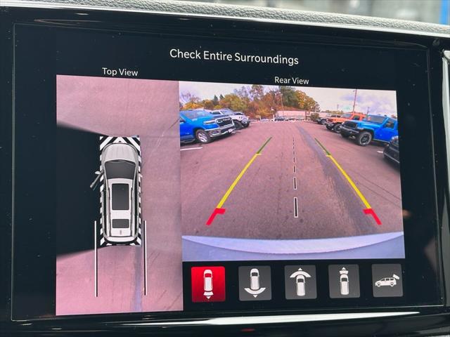 2026 Chrysler Pacifica Select AWD