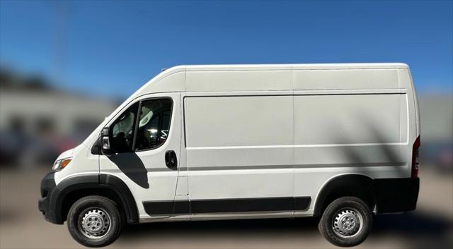 2026 Ram ProMaster Cargo Van Tradesman High Roof 136" WB w/Pass Seat