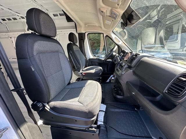 2026 Ram ProMaster Cargo Van Tradesman High Roof 136" WB w/Pass Seat