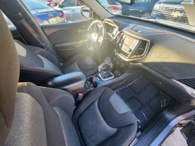 2018 Jeep Cherokee Latitude FWD