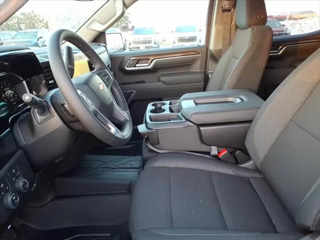 2026 Chevrolet Silverado 1500 4WD Crew Cab Standard Bed LT