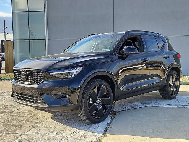 2026 Volvo XC40 Black Edition Ultra, B5 AWD Gas (mild hybrid)