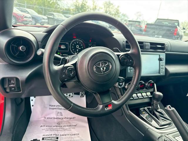 2024 Toyota GR86 Premium