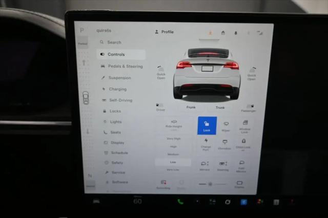 2023 Tesla Model X Standard Range