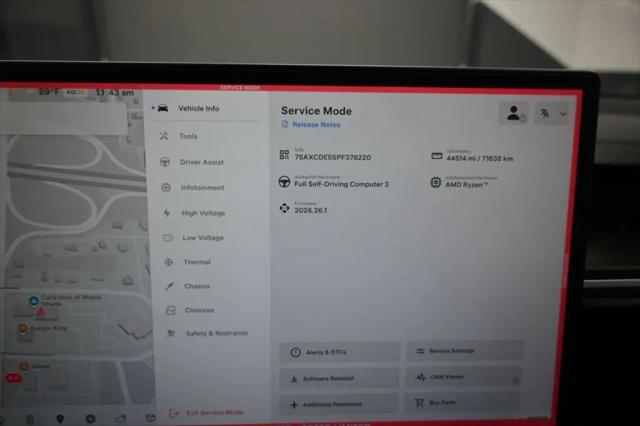 2023 Tesla Model X Standard Range