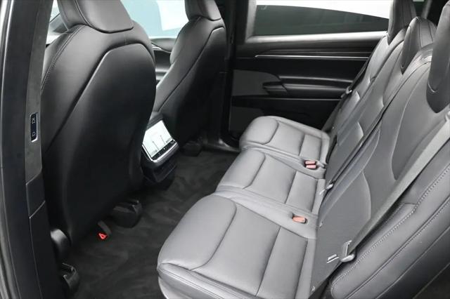 2023 Tesla Model X Standard Range