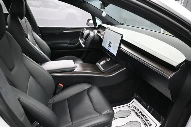 2023 Tesla Model X Standard Range