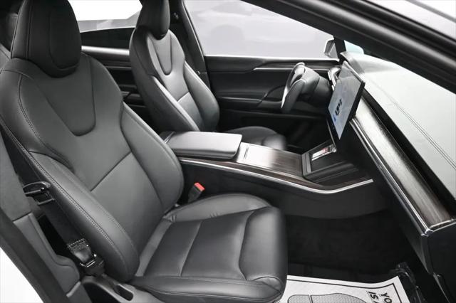 2023 Tesla Model X Standard Range