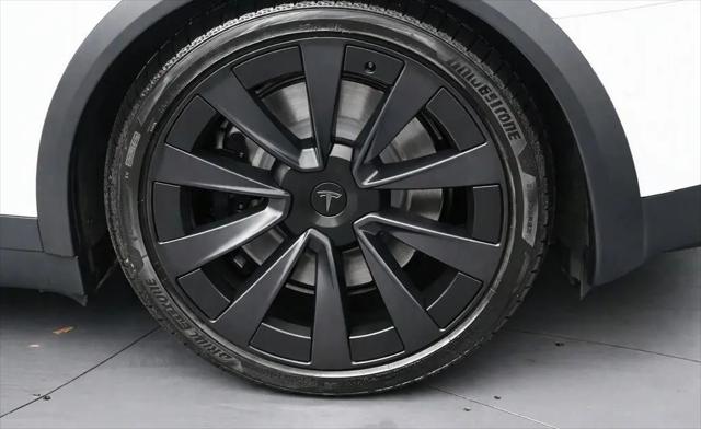 2023 Tesla Model X Standard Range