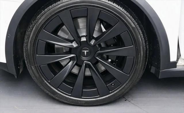 2023 Tesla Model X Standard Range