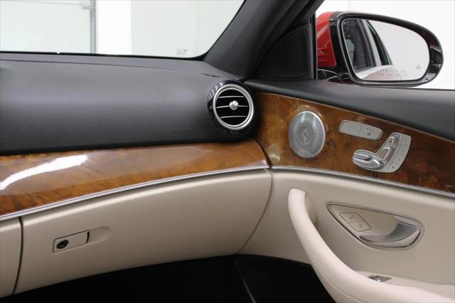 2017 Mercedes-Benz E-CLASS E 300 E 300