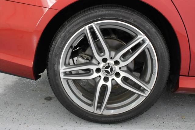 2017 Mercedes-Benz E-CLASS E 300 E 300