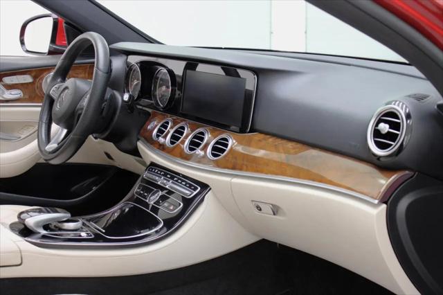 2017 Mercedes-Benz E-CLASS E 300 E 300