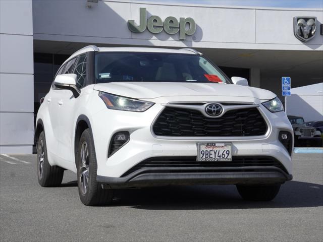 2022 Toyota Highlander XLE 2022 Toyota Highlander XLE
