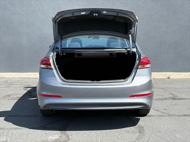 2018 Hyundai Elantra SE