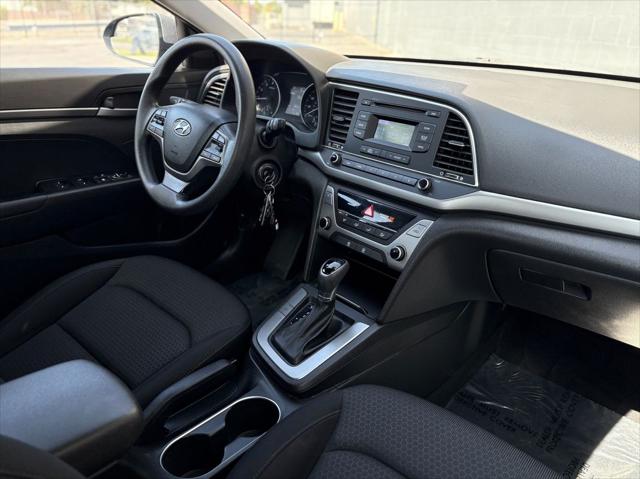 2018 Hyundai Elantra SE
