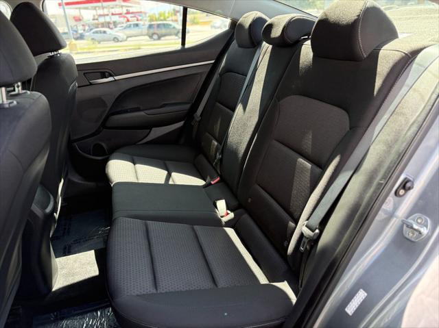 2018 Hyundai Elantra SE
