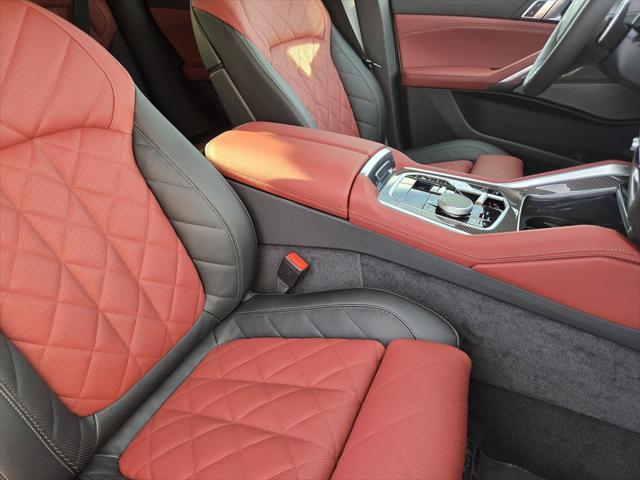 2026 BMW X6 M60i