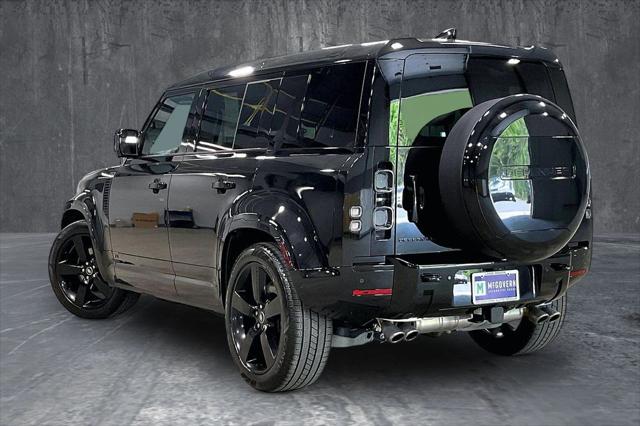 2025 Land Rover Defender 110 P525 V8