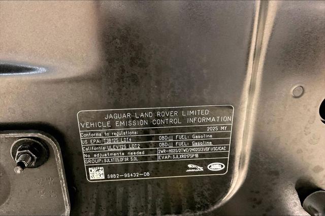 2025 Land Rover Defender 110 P525 V8