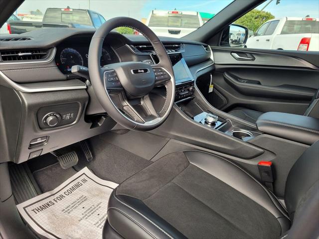 2025 Jeep Grand Cherokee L Altitude X 4x4