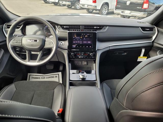 2025 Jeep Grand Cherokee L Altitude X 4x4